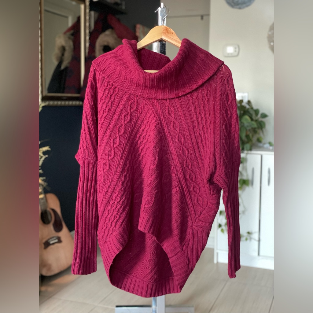 Nwt Bcbg Cable Cowlneck Burgundy Sweater